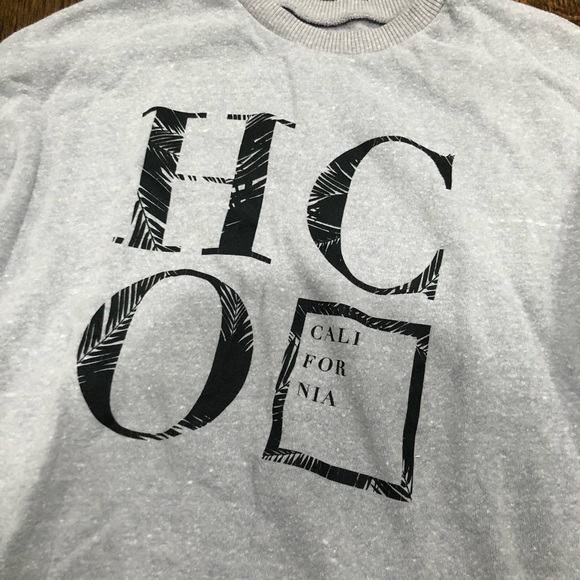 Hollister Women’s Gray Sweatshirt Crewneck Small - Picture 2 of 4